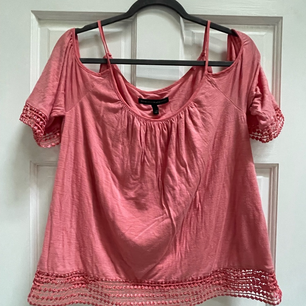 White House Black Market Pink Puff Sleeve Cropped Blouse